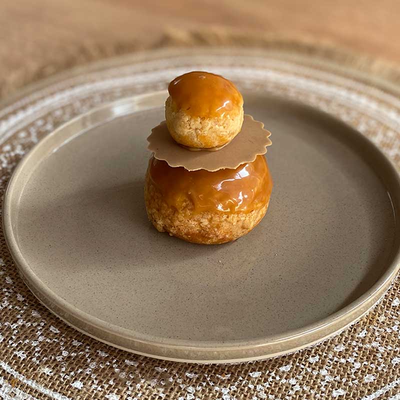 Religieuse au caramel