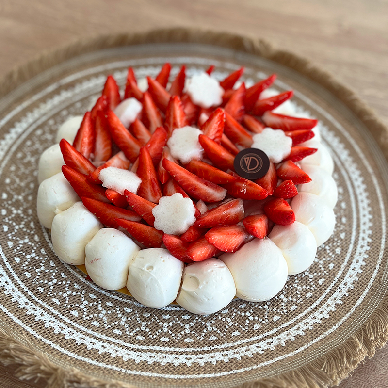 Pavlova fraise & rhubarbe (sans gluten)